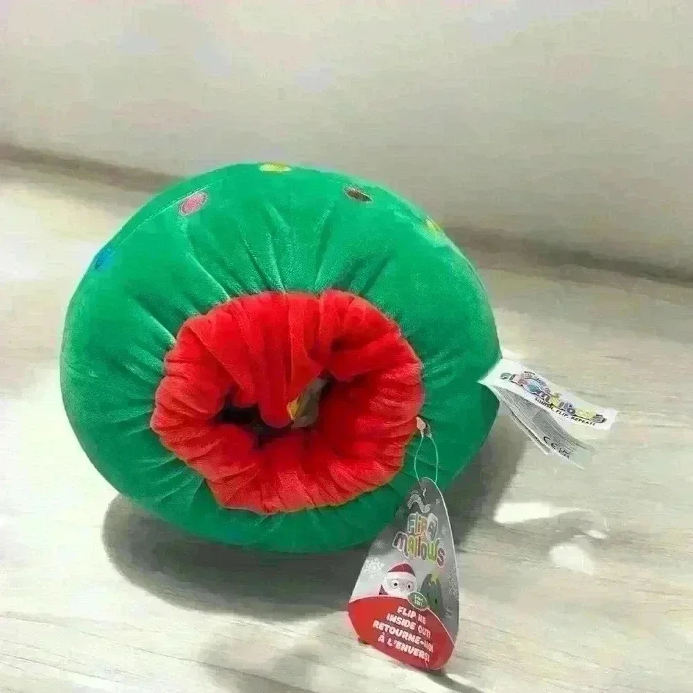 Nick and Carol Flip a Mallow Christmas Holiday Squishmallows - Picture 9 of 9